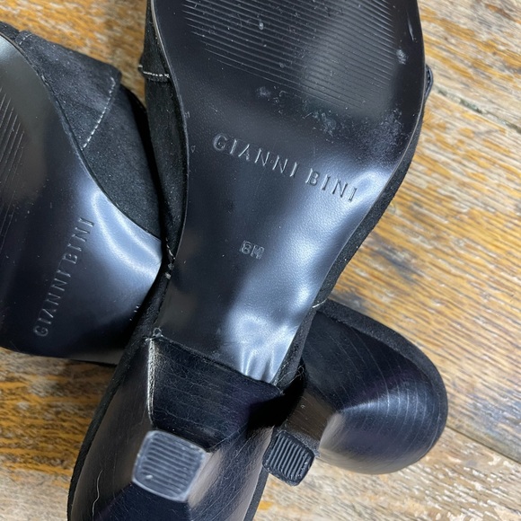 Gianni Bini heels Black Suede size 8m - Picture 4 of 4